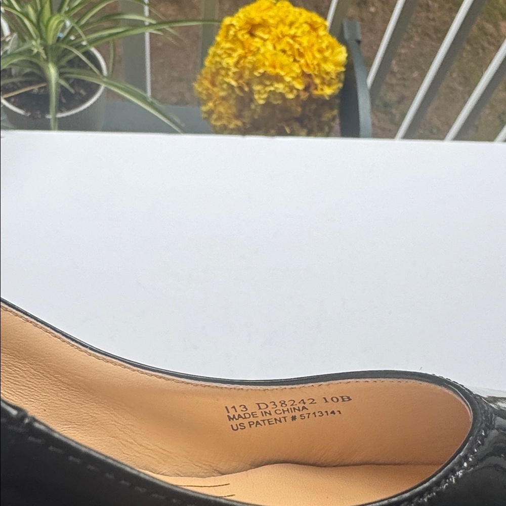 Cole Haan/Nike Air black Patent 3 Inch Leather Heels size 10b - Picture 5 of 7